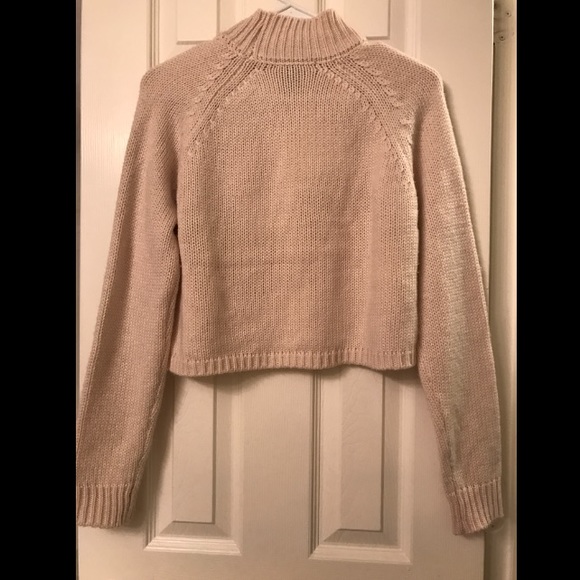 Cropped Knitted Sweater - Picture 7 of 7